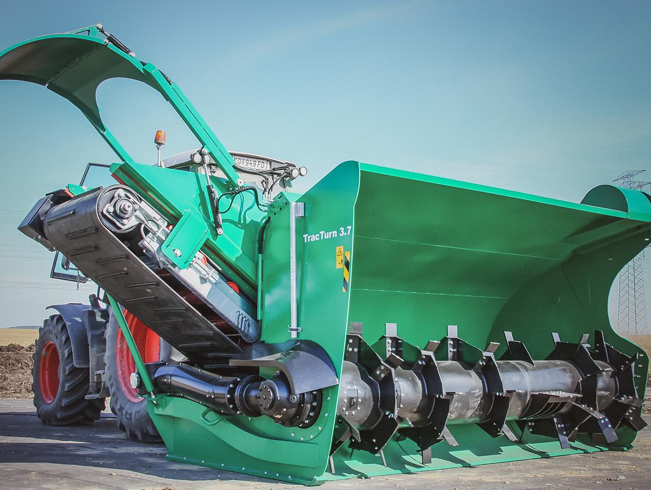 TracTurn CMC SF 300 - compost turner
